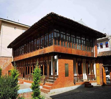 تماشای تاریخ، معماری و هویت گیلان در خانه‌موزه میرزا کوچک‌خان