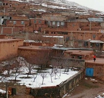 روستای تاریخی صور و خانه‌های دست‌کند شگفت‌انگیز آن