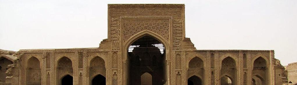 رباط شرف، جلوه‌گاه تزئینات معماری ایرانی در بنایی منفرد و دور از آبادی