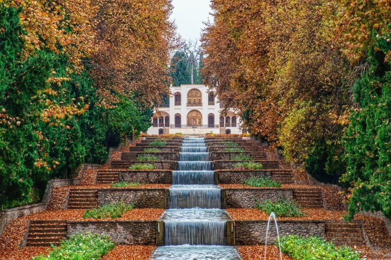 Shazdeh-Mahan-Garden-in-Autumn-1