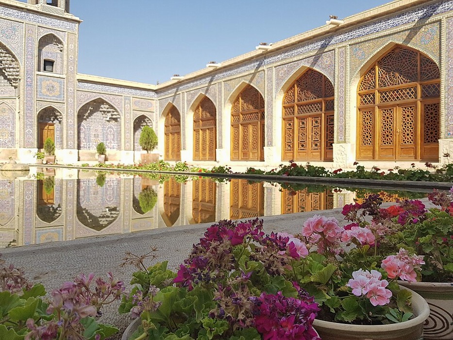 حیاط_مسجد_نصیرالملک_شیراز