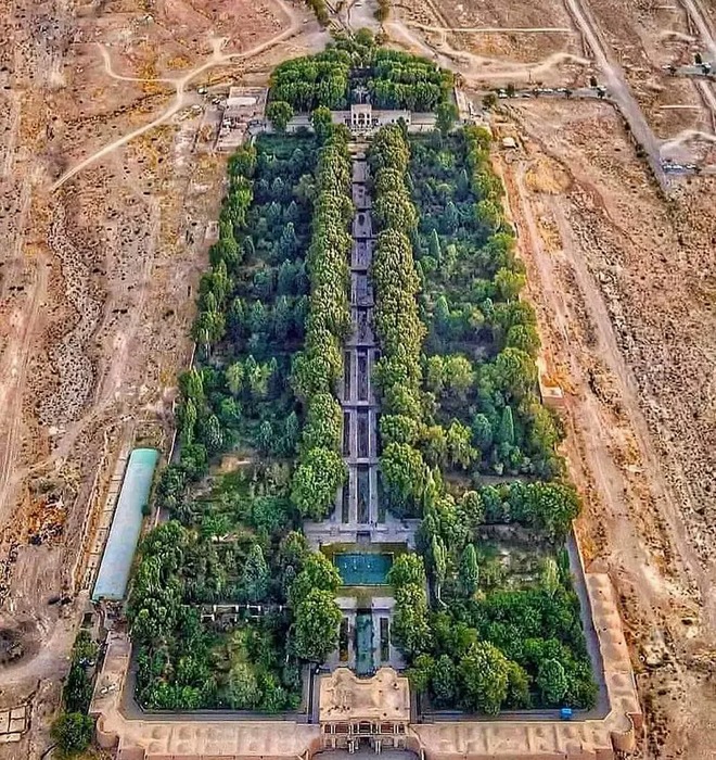 عکس-هوایی-باغ-شاهزاده-ماهان-e1727802369181