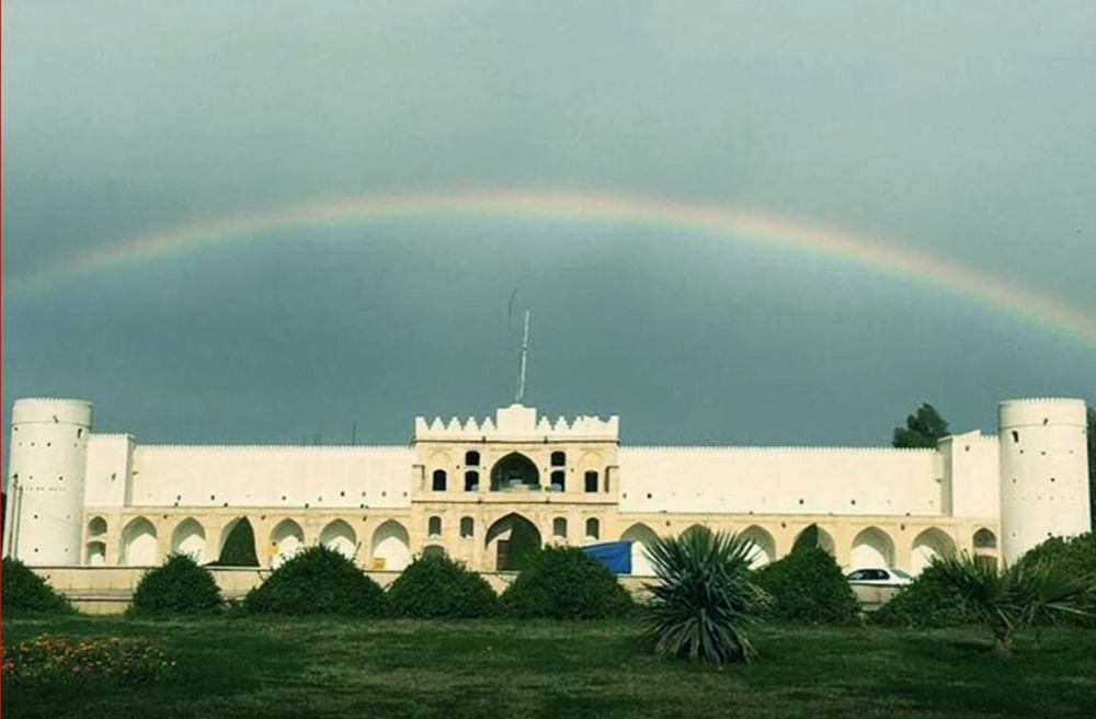 کاروانسرای مشیرالملک برازجان: نگین قاجاری در دل نخلستان‌های جنوب