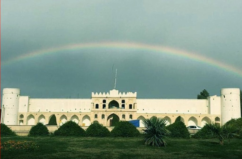 کاروانسرای مشیرالملک برازجان: نگین قاجاری در دل نخلستان‌های جنوب