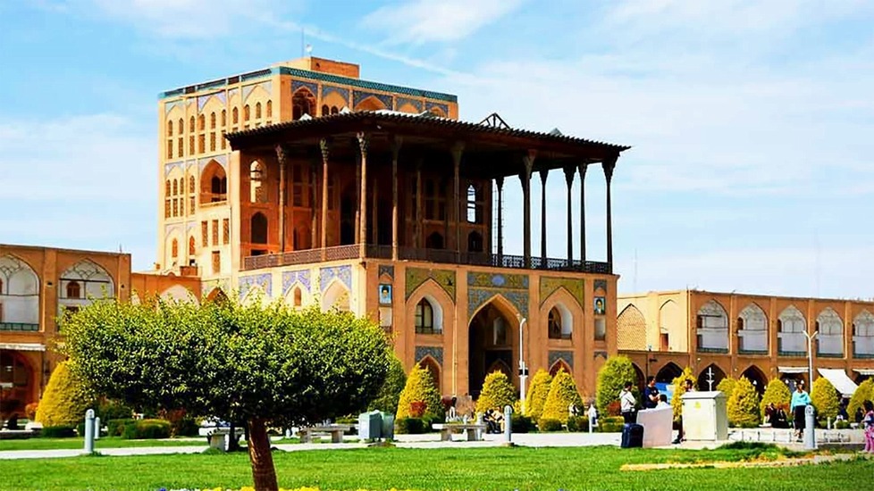 کاخ‌های ایران