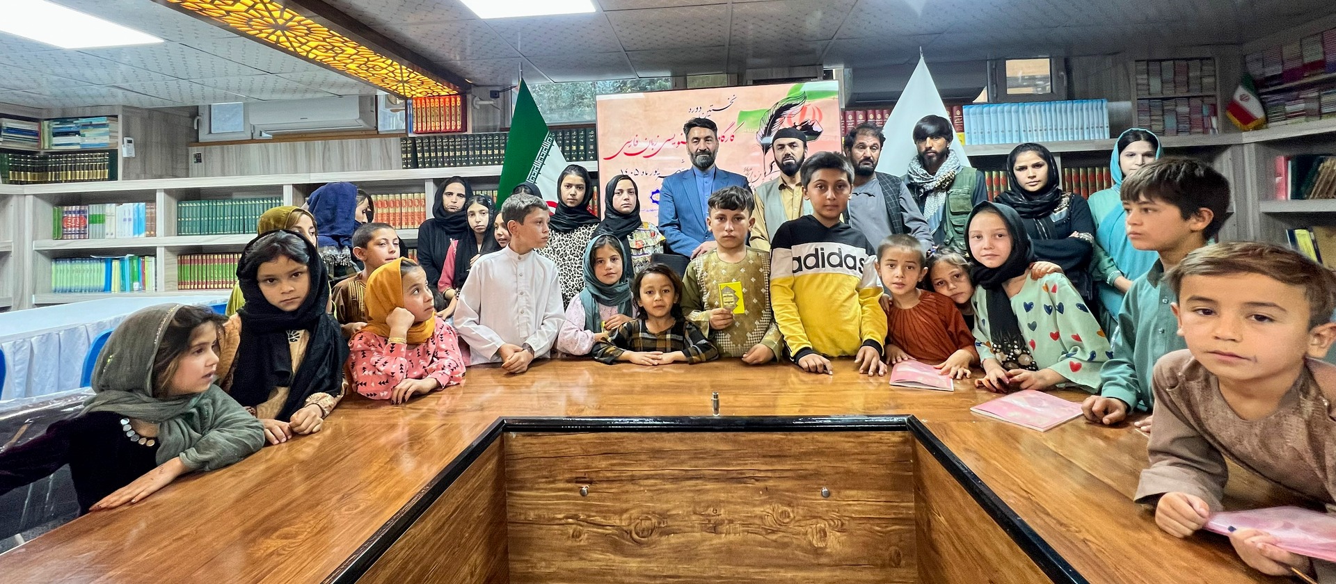 خوشنویسی زبان مشترک فرهنگی ایران و افغانستان است.